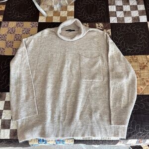 Women's FORE turtleneck cream sweater size Medium (oversized)